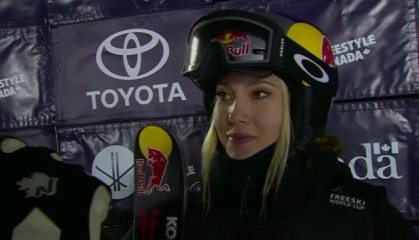 世界杯卡尔加里站谷爱凌夺冠 比赛之间仍要赶论文